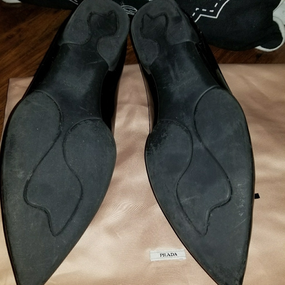 SOLD Prada Black Patent Leather Flats US 10 - Picture 4 of 8